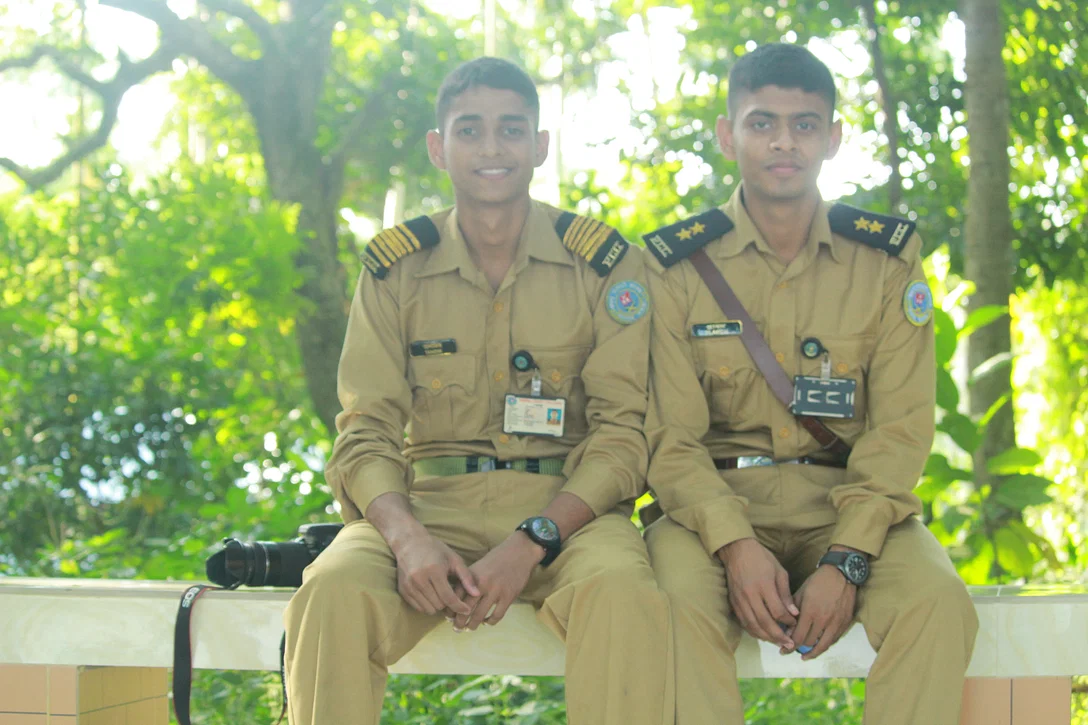 দেশের জন্য জীবন দিতে পারে, বন্ধু দেখিয়ে দিল।