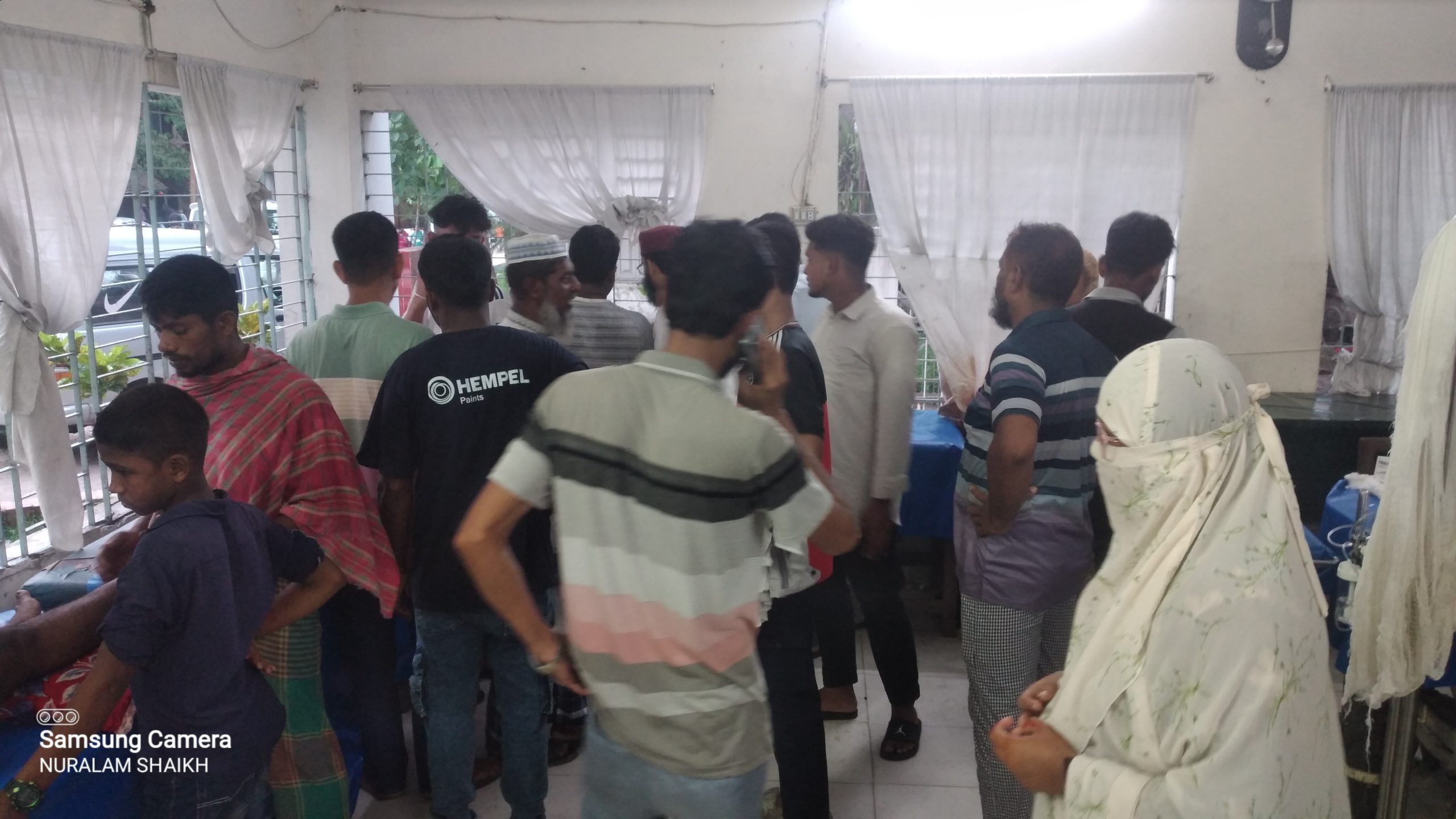 ঈদের পরদিন মুকসুদপুর হাসপাতালে বাইক দুর্ঘটনার রোগীর ভিড়