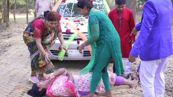 দেবরের বিয়েতে ভাবীর আর্তনাদ!