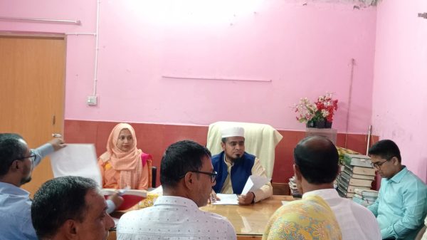 জেলা প্রশাসকের মহেশপুর ইউনিয়ন পরিদর্শন