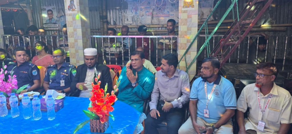 গোপালগঞ্জ জেলা প্রশাসকের মুকসুদপুরে দূর্গা পূজা মণ্ডপ পরিদর্শন