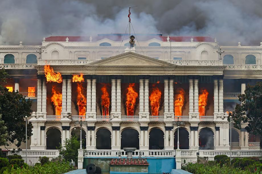 শ্রীলঙ্কা ও বাংলাদেশের পর এবার নেপাল—গণবিক্ষোভে সরকারের পতন