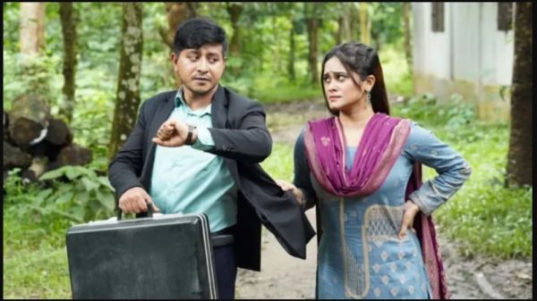 শামীম-সামান্তার ‘আগাছা’