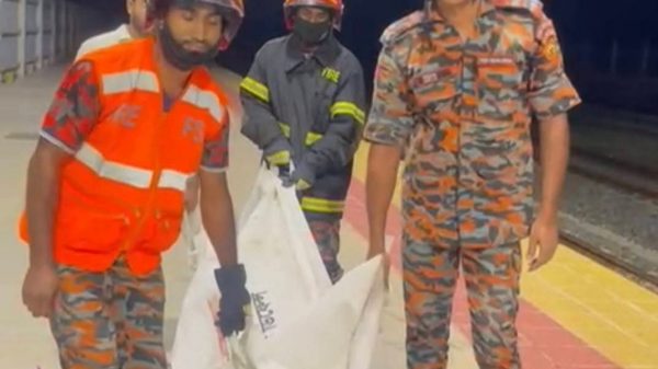 মুকসুদপুরে ট্রেন দুর্ঘটনায় ৭৫ বছরের বৃদ্ধার মৃত্যু