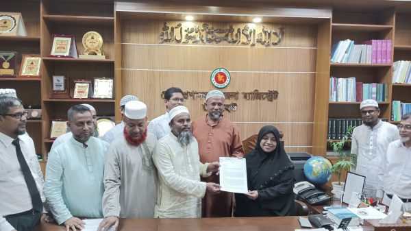 ৫ দফা বাস্তবায়নের দাবিতে জয়পুরহাটে জামায়াতের স্মারকলিপি প্রদান