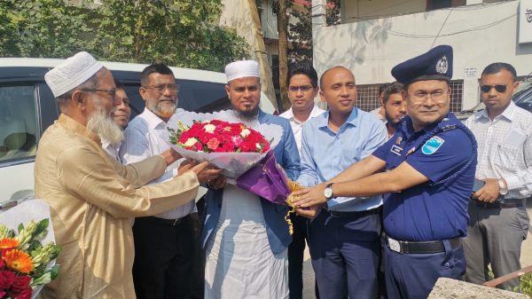 গোপালগঞ্জ ডিসিকে বিদায় জানালো মুকসুদপুর উপজেলা প্রশাসন