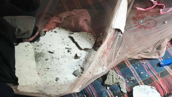 মৃত্যু উপত্যকায় মুখে লতিফ ছাত্রাবাস-