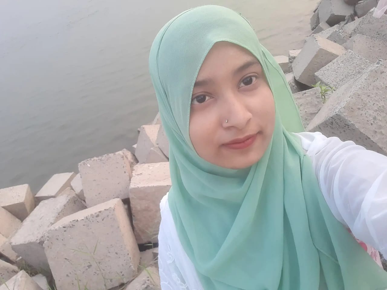 মুকসুদপুরে বৃষ্টি খানম নামে এক তরুণী নিখোঁজ