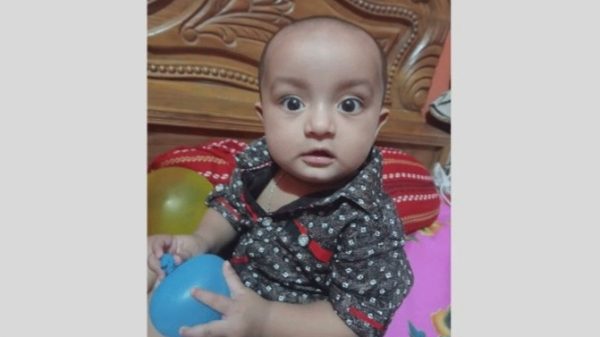 মেয়ের দাফনে থাকতে পারেননি, স্ত্রীর জন্যও সিট পেলেন না হাসপাতালে