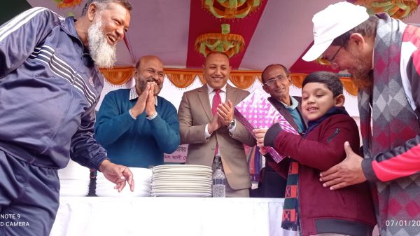 উৎসবমুখর পরিবেশে মুকসুদপুরে শিক্ষার্থীদের অংশগ্রহণে ৫৪তম শীতকালীন ক্রীড়া প্রতিযোগিতা