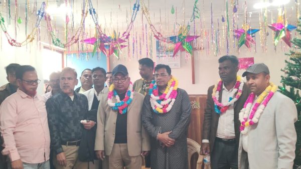 গোপালগঞ্জ-১ আসনের বিএনপির মনোনীত প্রার্থী সেলিমুজ্জামান ব্যাপক গণসংযোগ করছেন