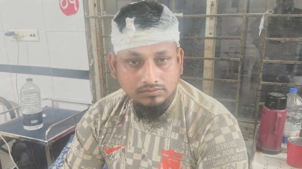 ফরিদপুরে বিএনপির দুই পক্ষের রক্তক্ষয়ী সংঘর্ষ, নারীসহ আহত ৭