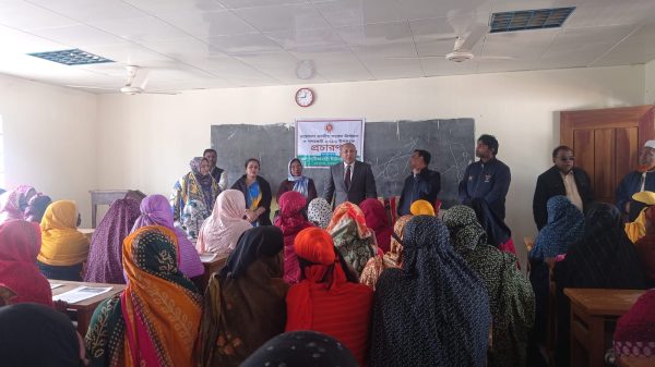 গোপালগঞ্জের মুকসুদপুরে ভিডব্লিউবি উপকারভোগীদের মাঝে গণভোট ও ত্রয়োদশ জাতীয় সংসদ নির্বাচন বিষয়ক ব্যাপক প্রচারণা