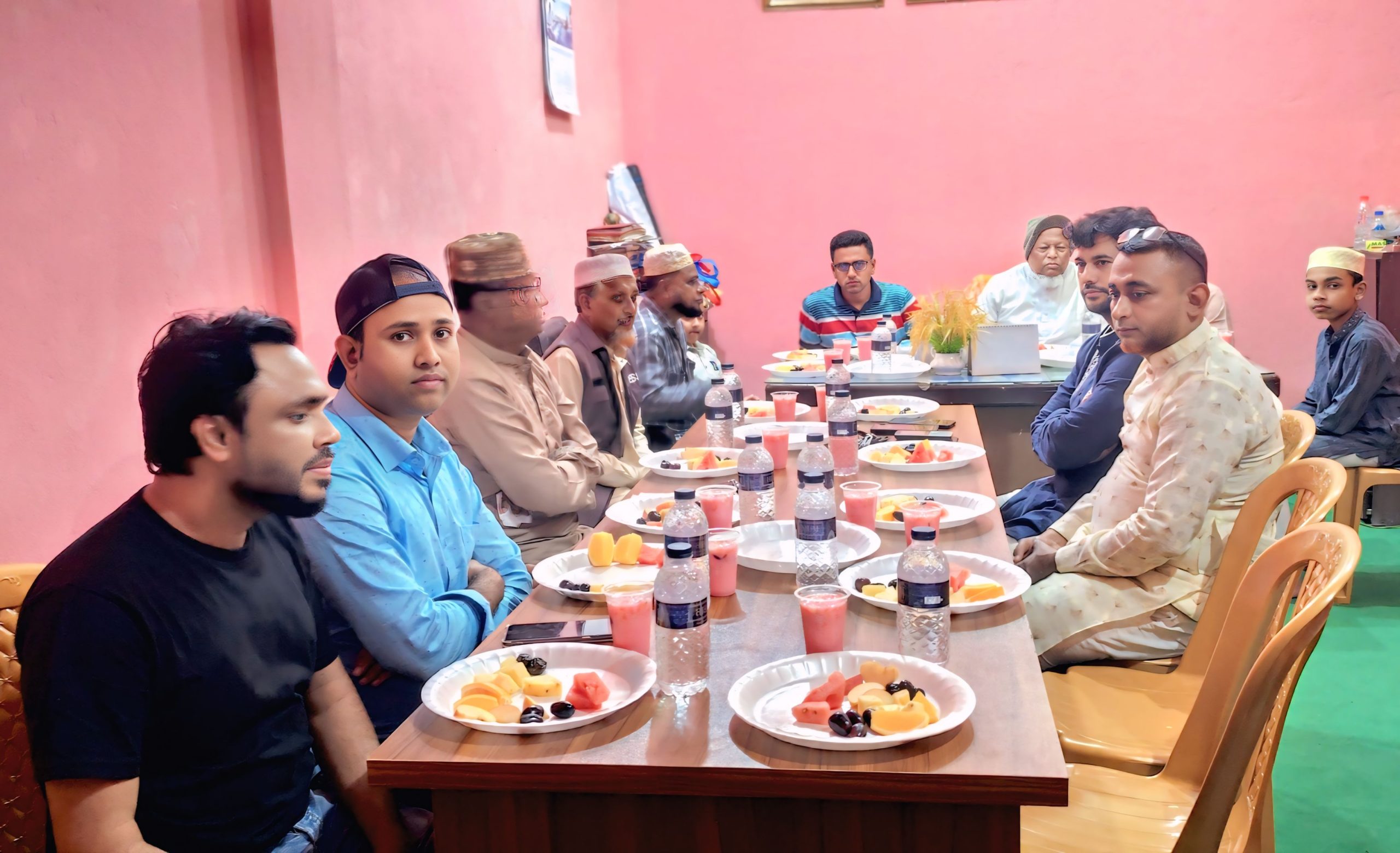 মুকসুদপুর প্রেস ক্লাবের প্রচার সম্পাদক মামুনের মায়ের মৃত্যুবার্ষিকী উপলক্ষে ইফতার মাহফিল অনুষ্ঠিত