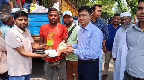 নীলফামারীতে টিসিবির পণ্য বিক্রয় কার্যক্রম উদ্বোধন