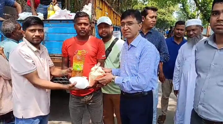 নীলফামারীতে টিসিবির পণ্য বিক্রয় কার্যক্রম উদ্বোধন