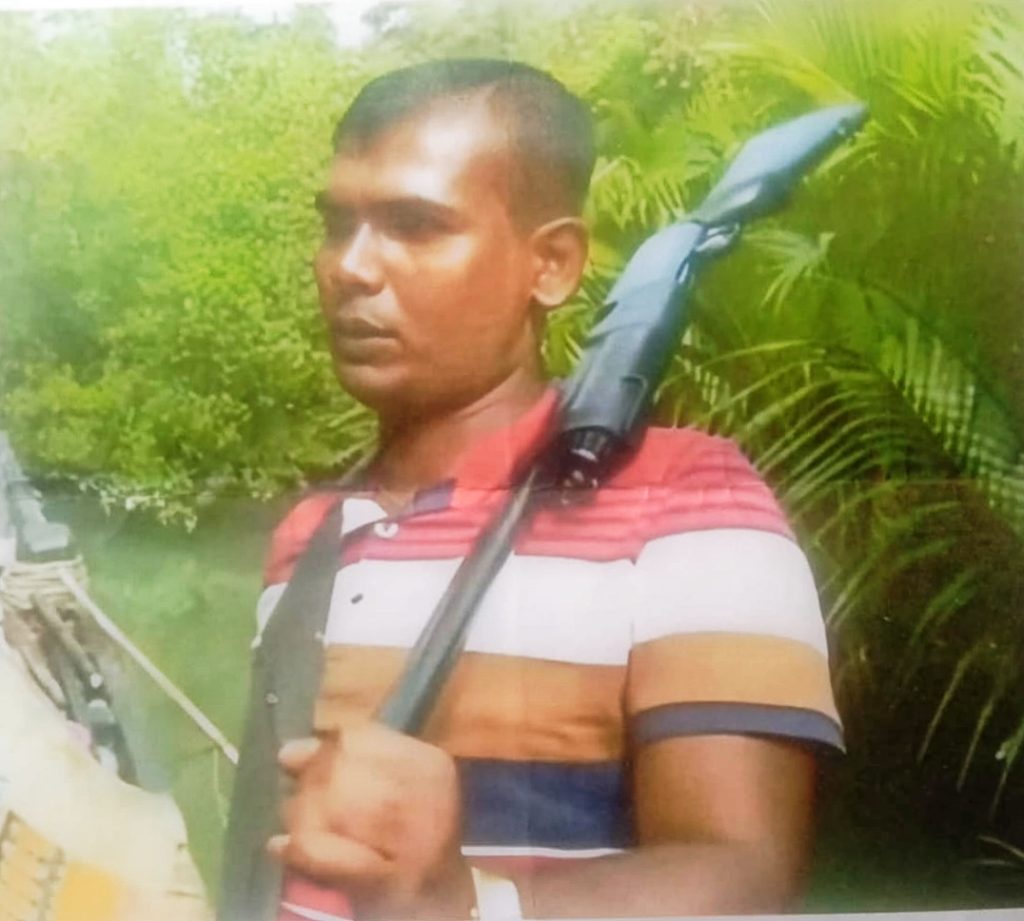 চাঁদাবাজি ও জমি দখলে বেপরোয়া জলদস্যু বাছেদ শিকদার