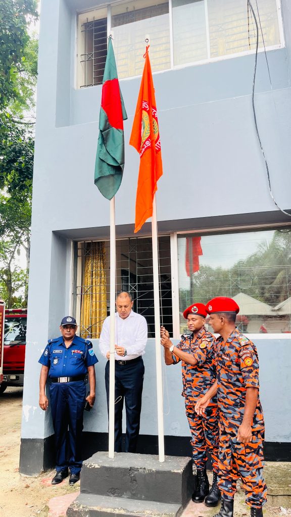 দুর্যোগ মোকাবেলায় সচেতনতা বাড়াতে মুকসুদপুরে ফায়ার সার্ভিস সপ্তাহ পালন