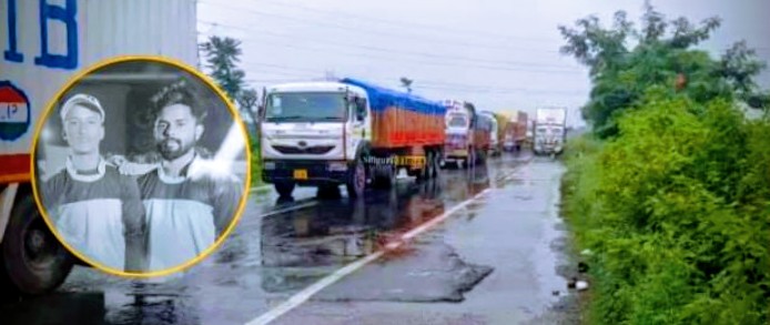 কাজে যাওয়ার পথে ফুলবাড়ি এলাকায় মর্মান্তিক দুর্ঘটনা, নিহত ২ যুবক