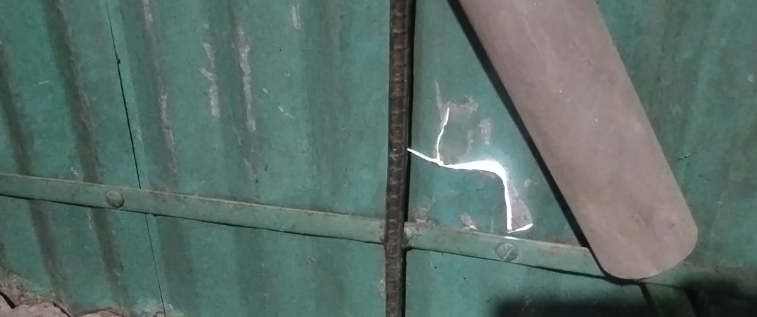 দিনাজপুরে বাড়িতে হামলা, ভাঙচুর ও মারধরের অভিযোগে মামলা