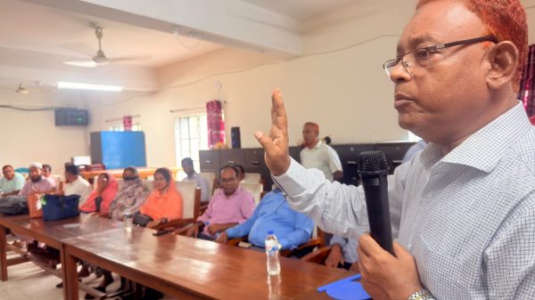 দ্বাদশ শ্রেণির শিক্ষার্থীদের শিক্ষার মানোন্নয়নে সরকারি মুকসুদপুর কলেজে অভিভাবক সমাবেশ