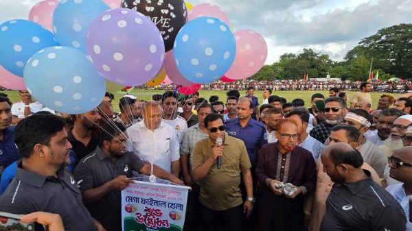 মুকসুদপুরে আরাফাত রহমান কোকো স্মৃতি ফুটবল টুর্নামেন্টের ফাইনাল খেলা অনুষ্ঠিত