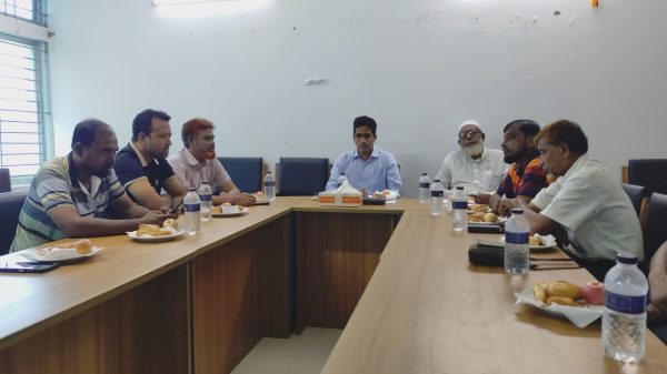 মুকসুদপুর হাসপাতালের নবাগত উপজেলা স্বাস্থ্য কর্মকর্তার সঙ্গে সাংবাদিকদের মতবিনিময়