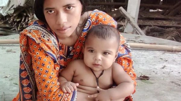 মুকসুদপুর কলেজ মোড় থেকে মা ও শিশু নিখোঁজ, সন্ধান চায় পরিবার